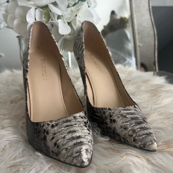 Italian heels Size 39 US - Picture 1 of 2